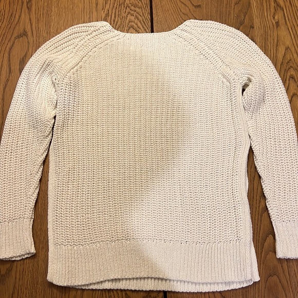 White Knit Sweater - Picture 4 of 4